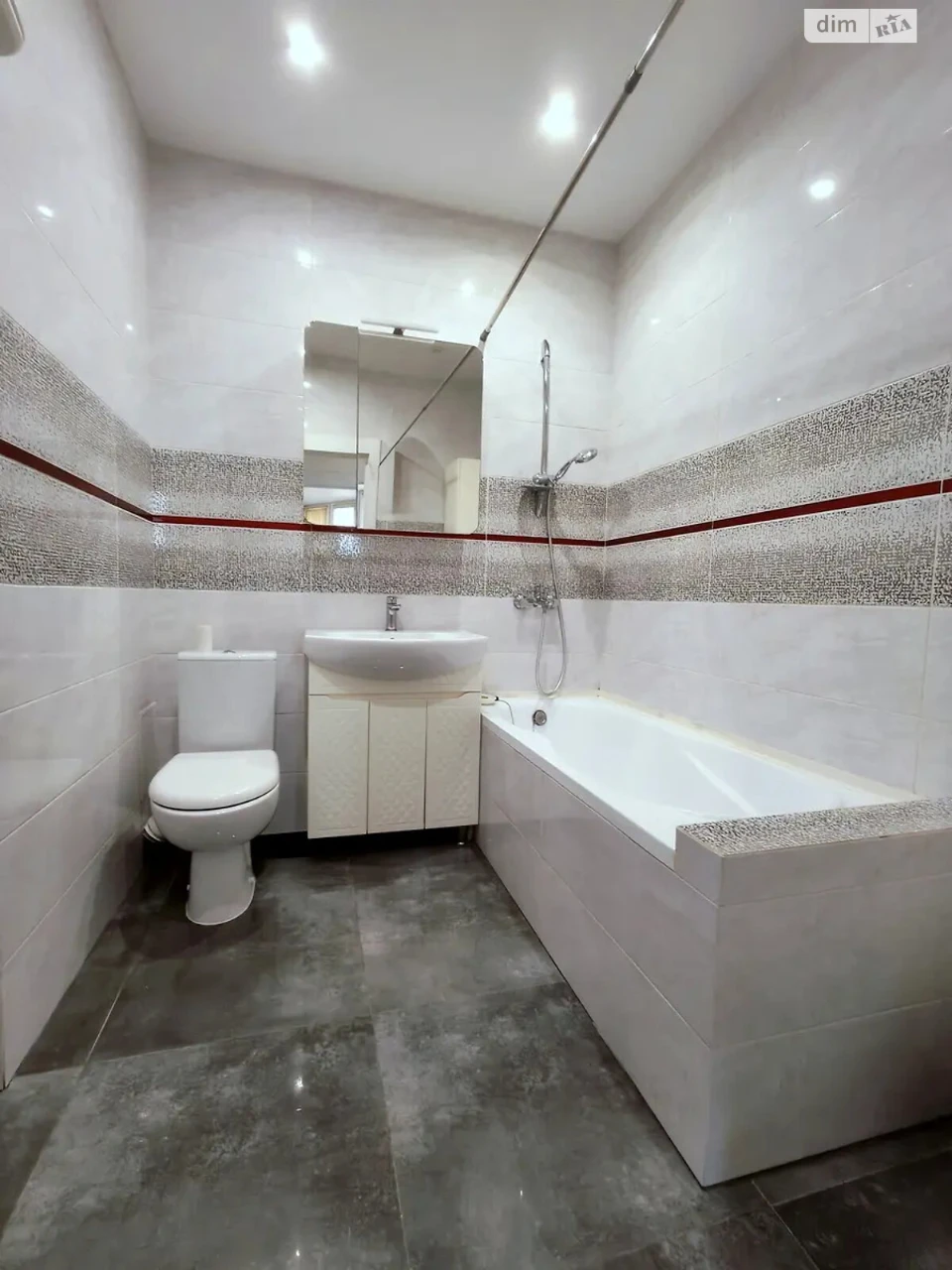 Long-Term Rental Apartment, Troeshchyna