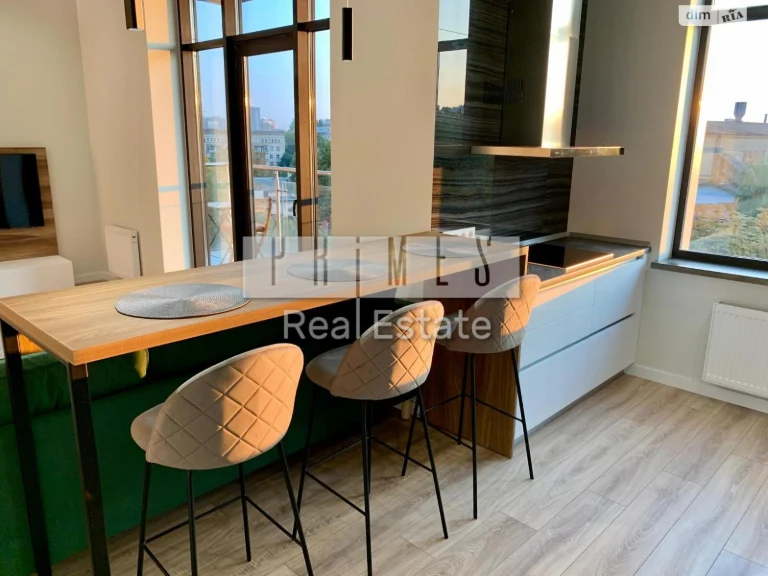 Sale of 1-room apartment in Crystal Park