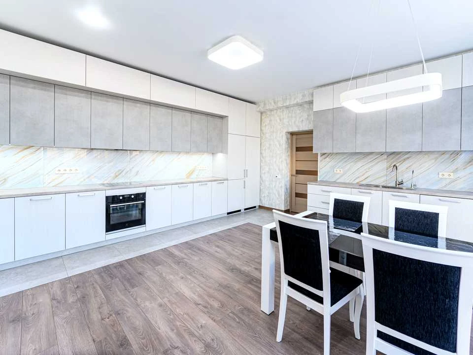 Apartment. Kyiv, Mykhola Mihnovs'kyi Boulevard.