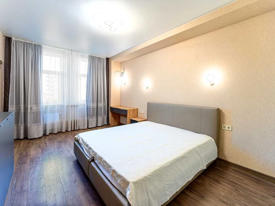 Apartment. Kyiv, Mykhola Mihnovs'kyi Boulevard.