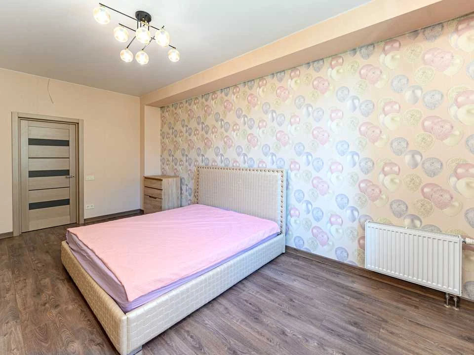 Apartment. Kyiv, Mykhola Mihnovs'kyi Boulevard.