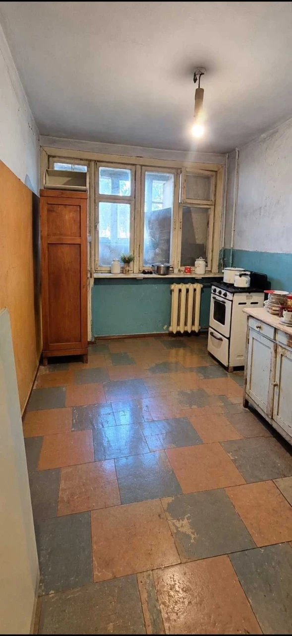 Однокімнатна квартира на Філатова в цегляному будинку.