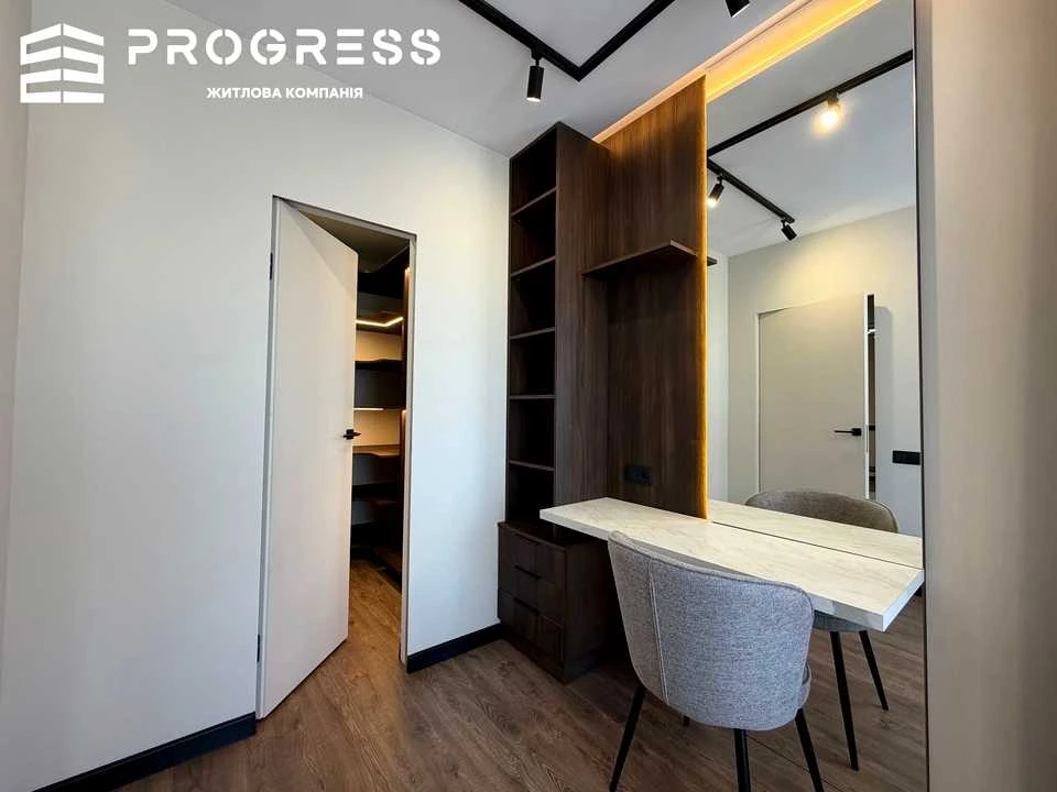 Apartment. Ivano-Франківськ, Княгинин St.