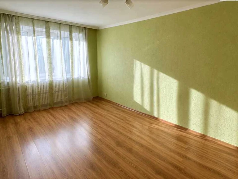 Apartment. Khmelnytsky, Romana Shukhivych St.