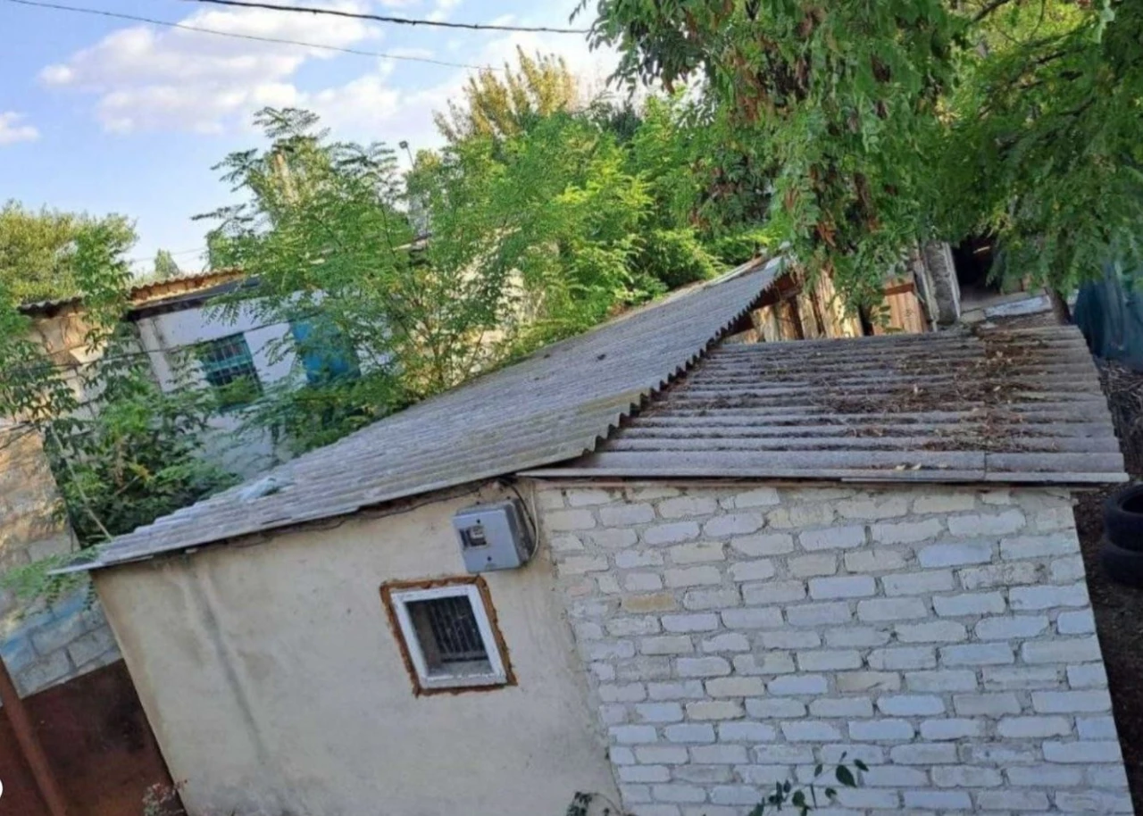 Продам КОМОРУ, ПРИЧАЛ, БУДИНОК рыбака, Намив, продам