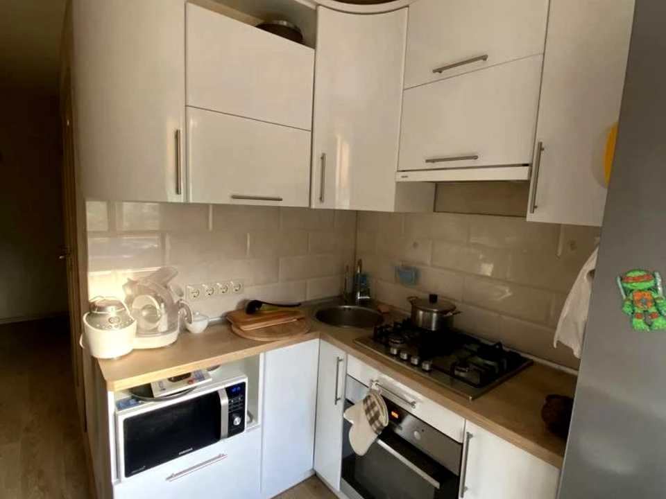 2-room apartment. Kharkiv, Gvardiytsev-Shiroinin tsv gol.