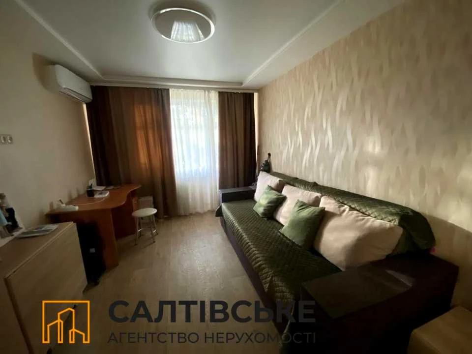 2-room apartment. Kharkiv, Gvardiytsev-Shiroinin tsv gol.