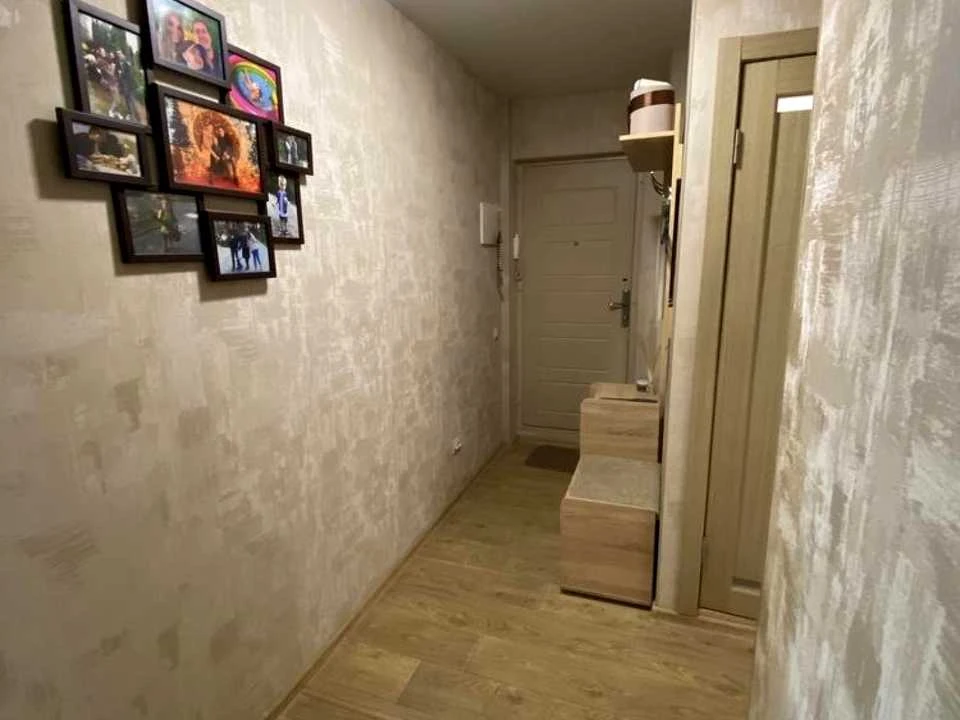 2-room apartment. Kharkiv, Gvardiytsev-Shiroinin tsv gol.