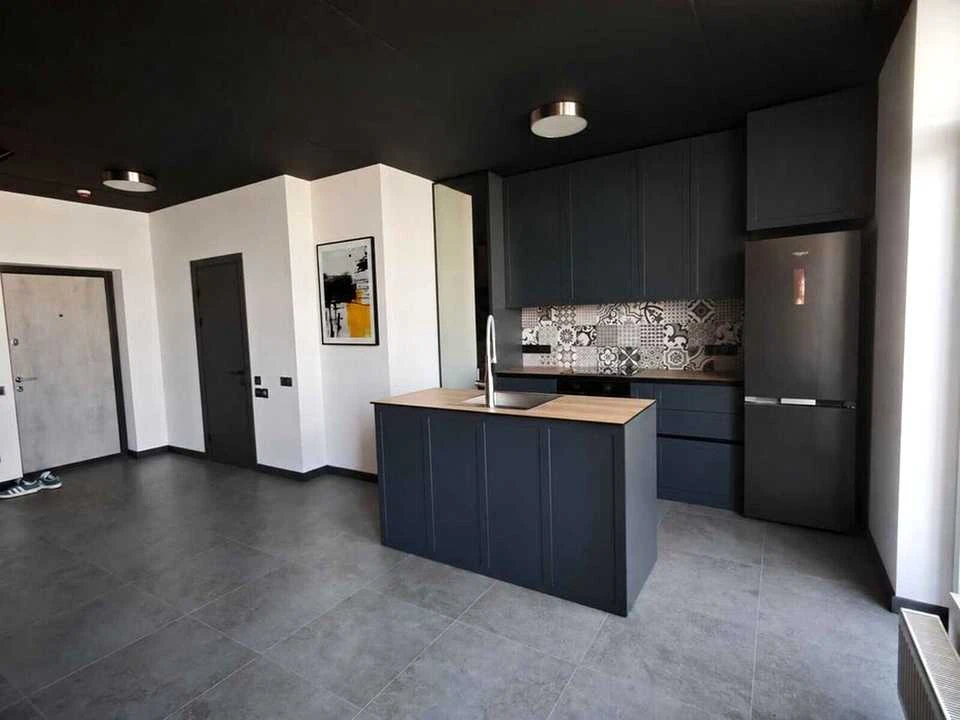 Apartment. Kyiv, Beryстейський avenue.