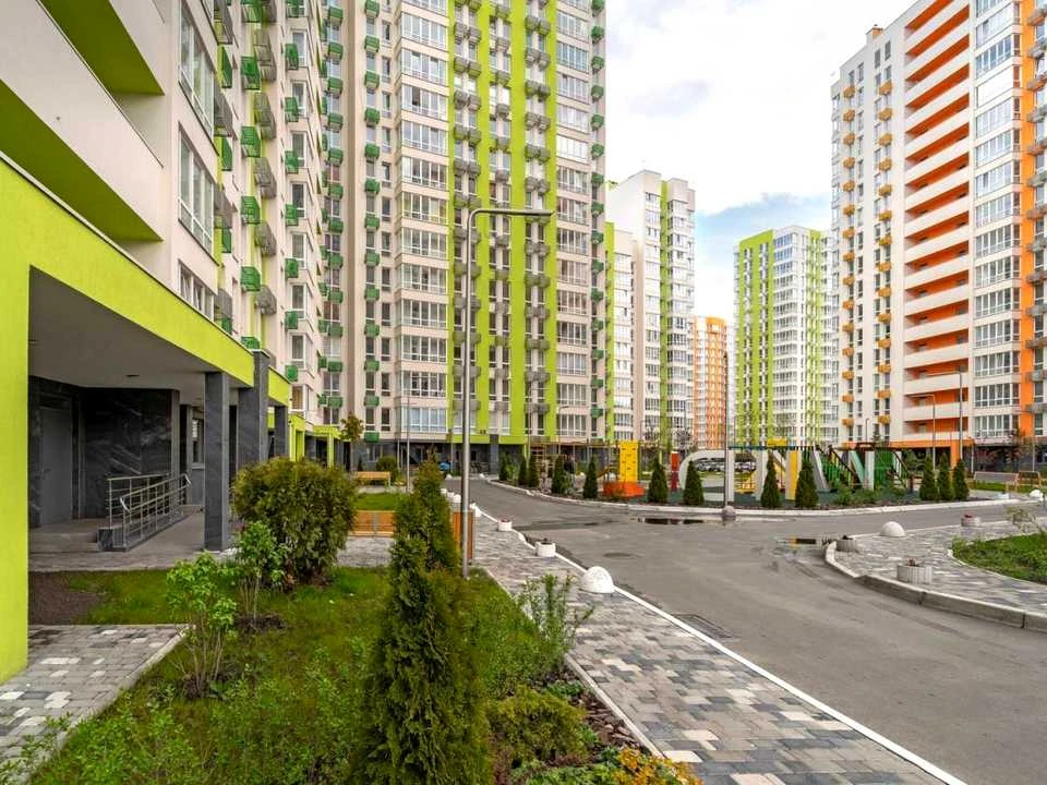 Apartment. Kyiv, Beryстейський avenue.