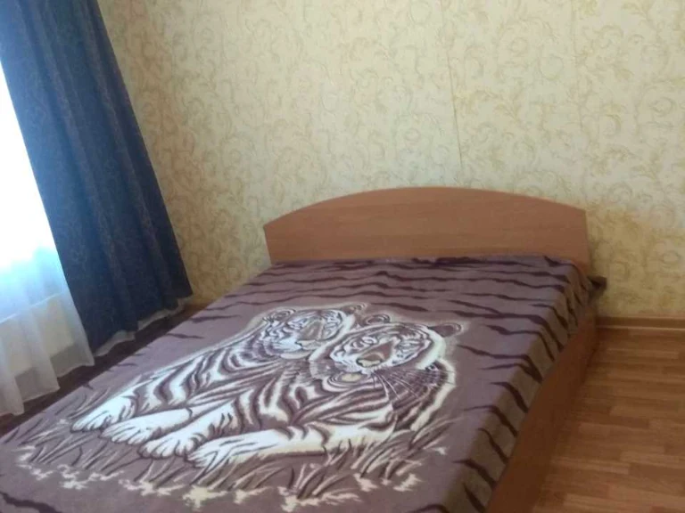 Квартира. Киев, улица Тетянинская.