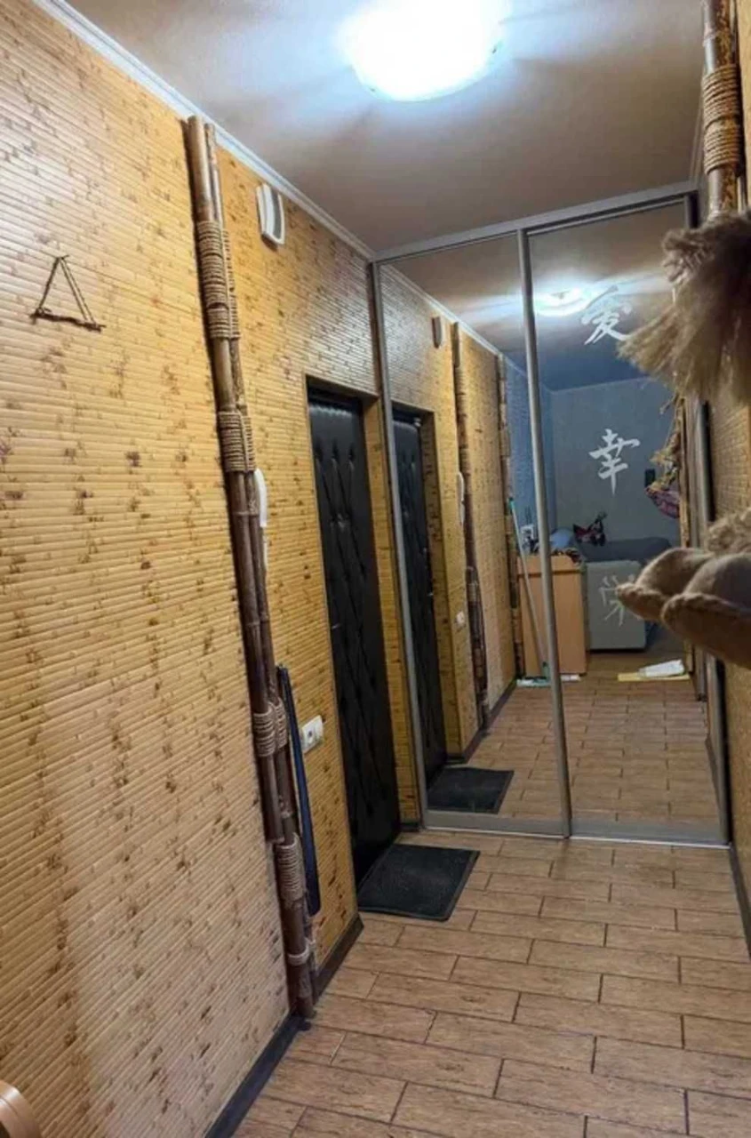Продам 1-кімнатну квартиру на Каденюка, Нові Доми