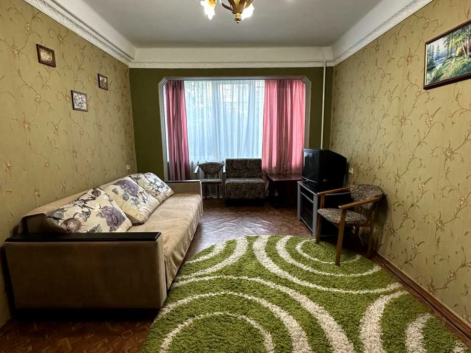 Квартира. Київ, Оболонський просп.