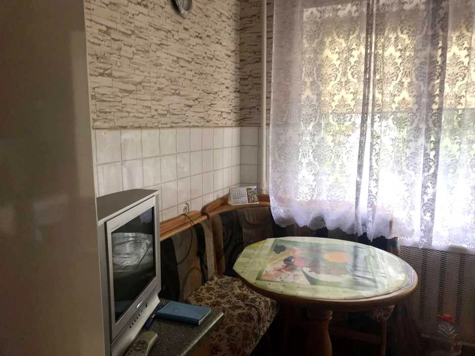 Квартира. Киев, улица Игоря Юхновского