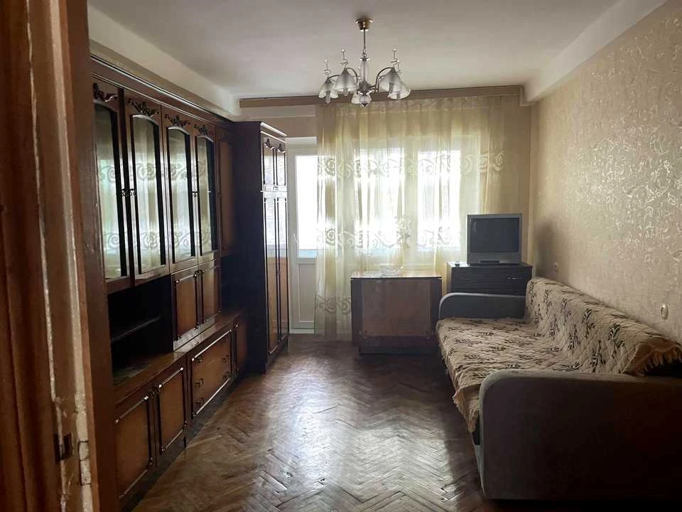Квартира. Киев, улица Игоря Юхновского