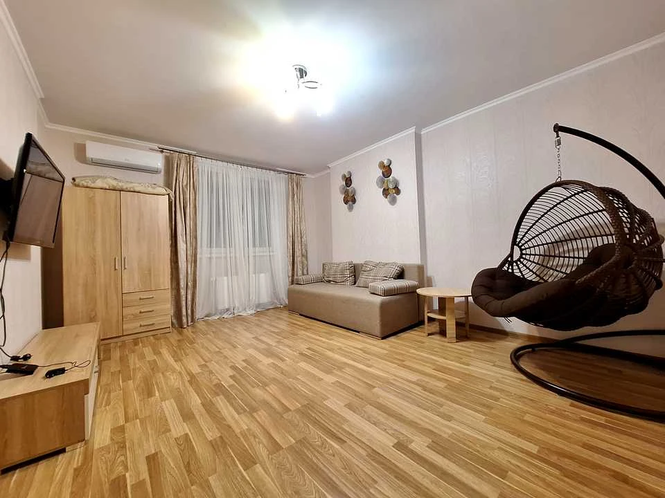 Квартира. Киев, улица Соломии Крюшельницкой