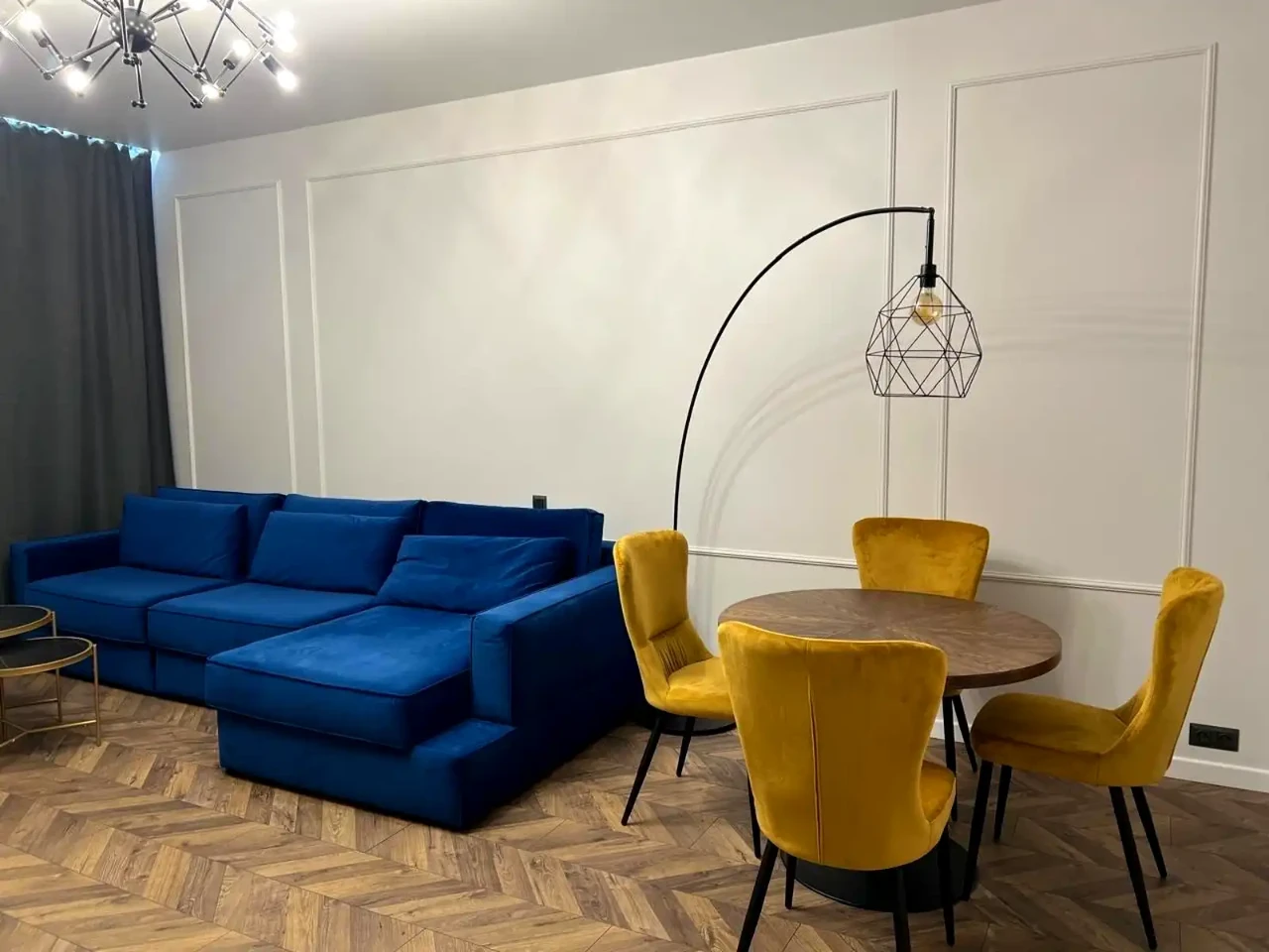 Сдается 2-комнатная квартира 74 м², 11/33 этаж