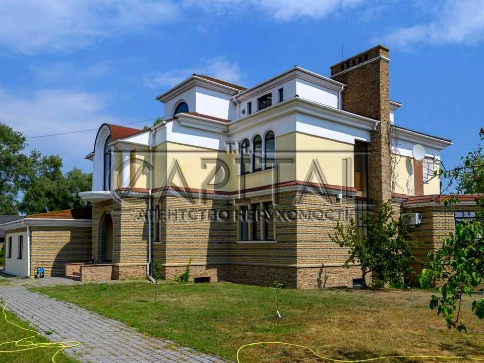 House. Rybolovetska St., Kyiv