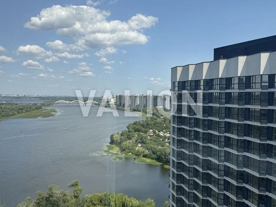 No % 3-room apartment for sale with a view of the Dnipro, Zarichn residential complex