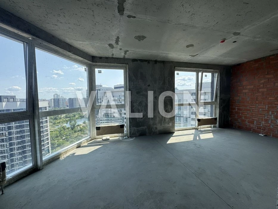 No % 3-room apartment for sale with a view of the Dnipro, Zarichn residential complex