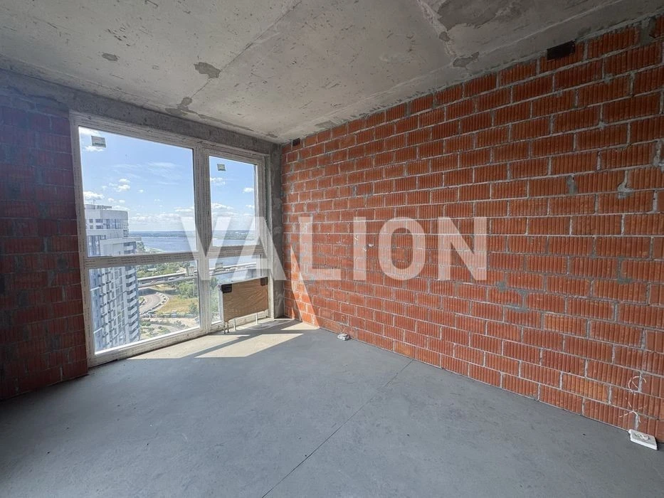 No % 3-room apartment for sale with a view of the Dnipro, Zarichn residential complex