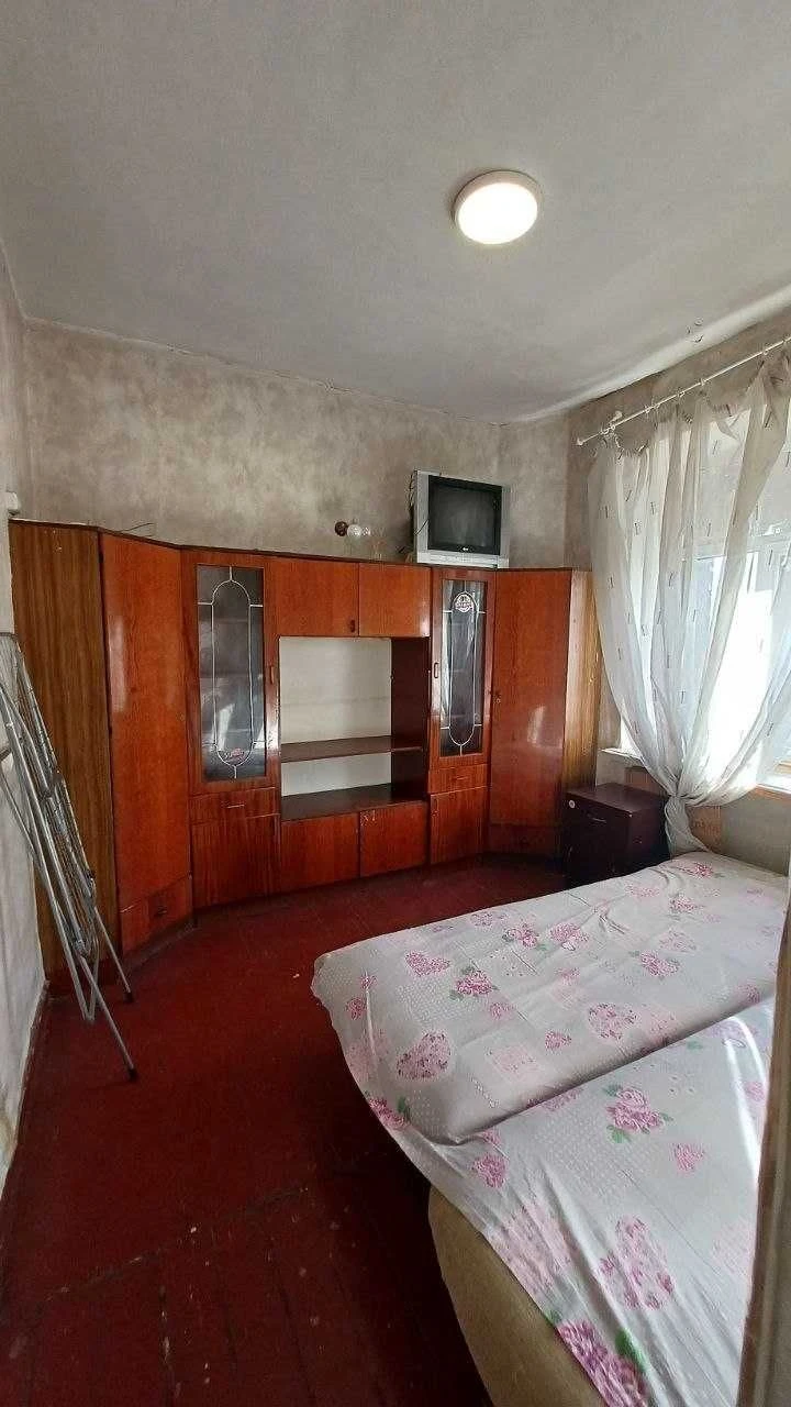 For sale: 1-room apartment on Privalza!