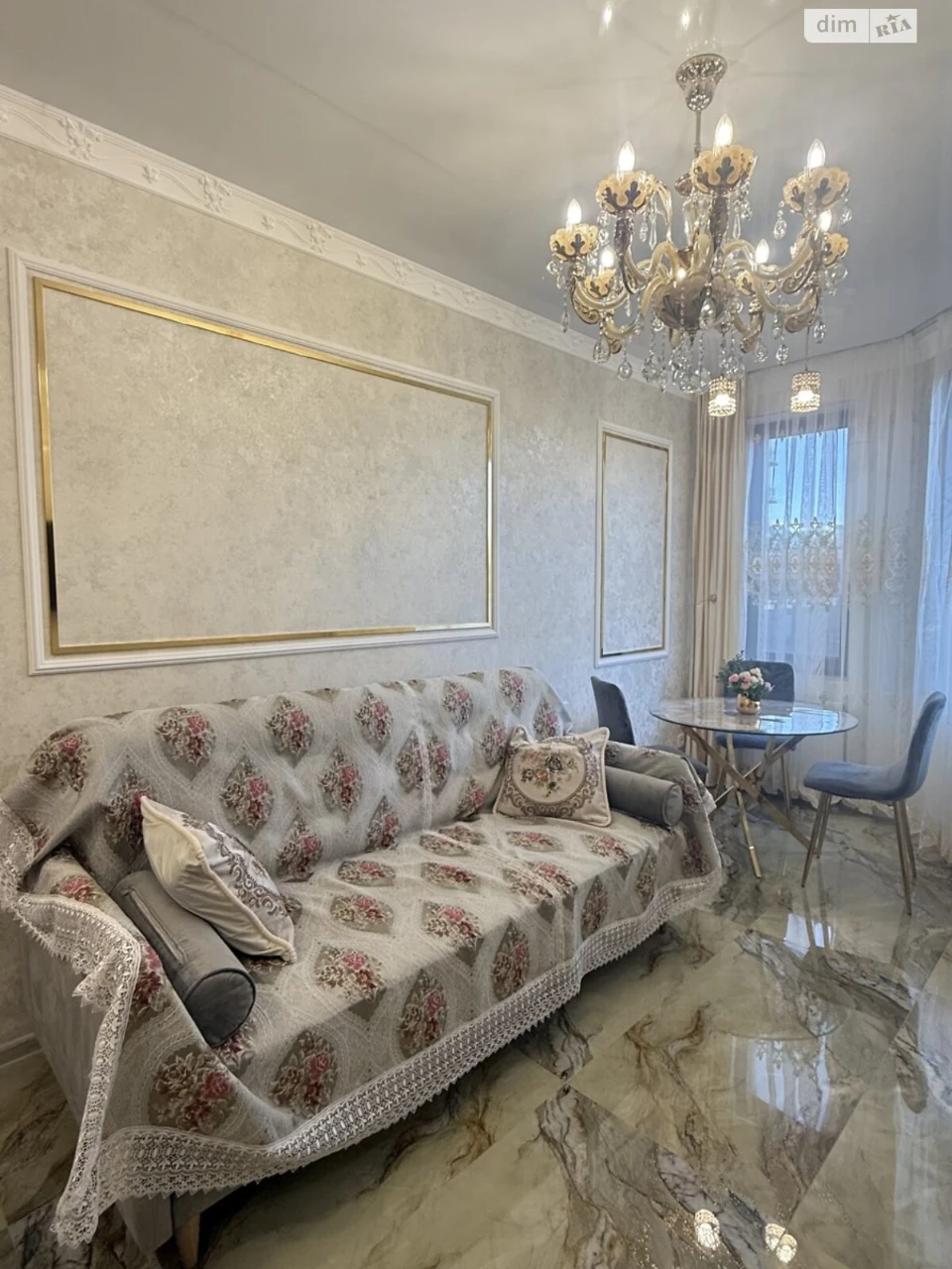 Long-Term Rental Apartment in Arcadia