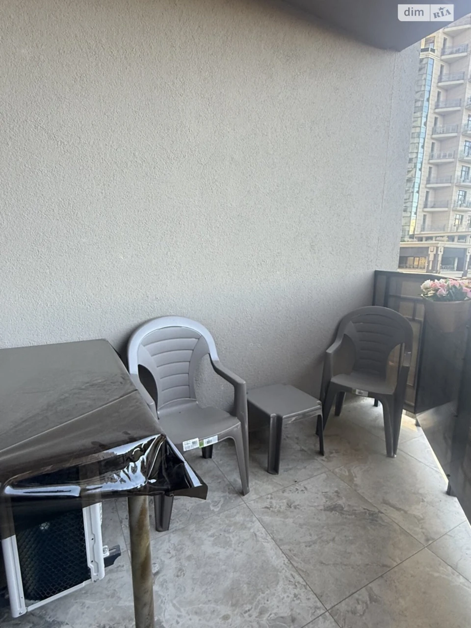 Long-Term Rental Apartment in Arcadia