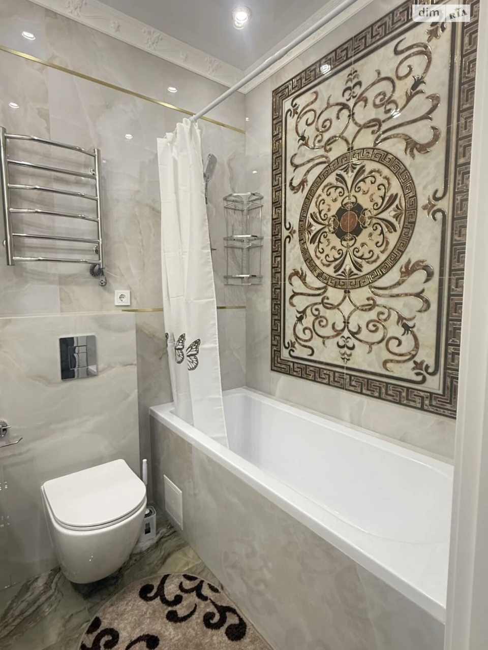Long-Term Rental Apartment in Arcadia