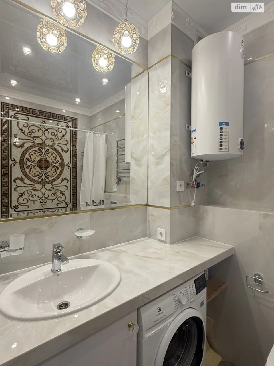 Long-Term Rental Apartment in Arcadia