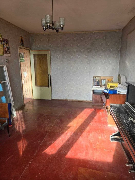 Продам 2к. квартиру,  Восточный, м. Индустриальная Сертифика