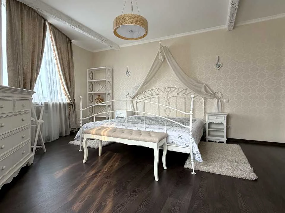 Квартира. Київ, Олени Пчілки вул.