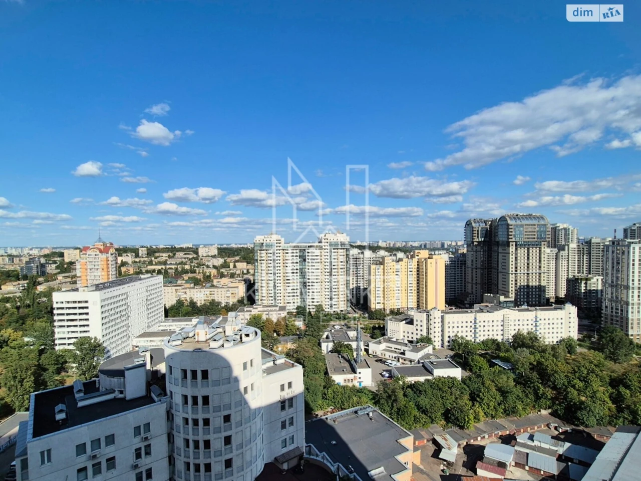 Продажа квартир в Печерске.