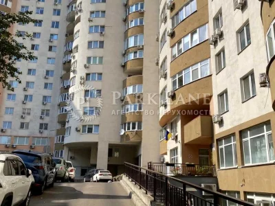 Квартира. Київ, Деміївська вул.