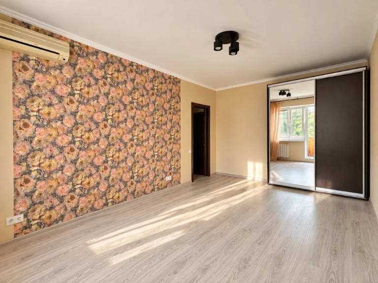Sale of 2-room apartment 51.15 m², Holosiiv district, St.