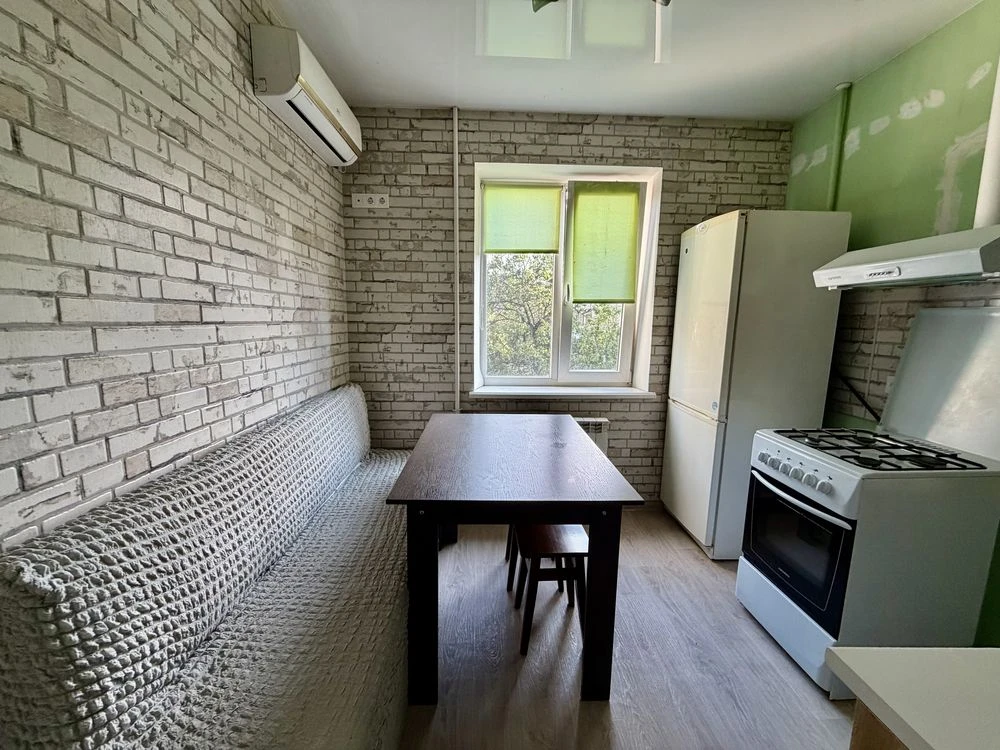 Sale of 2-room apartment 51.15 m², Holosiiv district, St.
