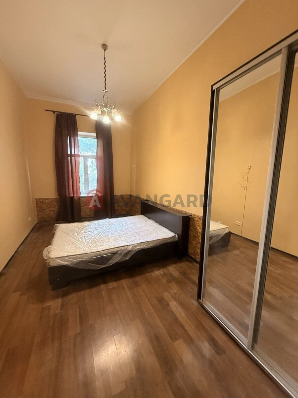 Sale of a 2-room apartment in the Center