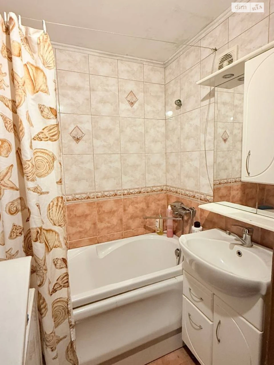 Sale of Apartment "P'yani Bazar"