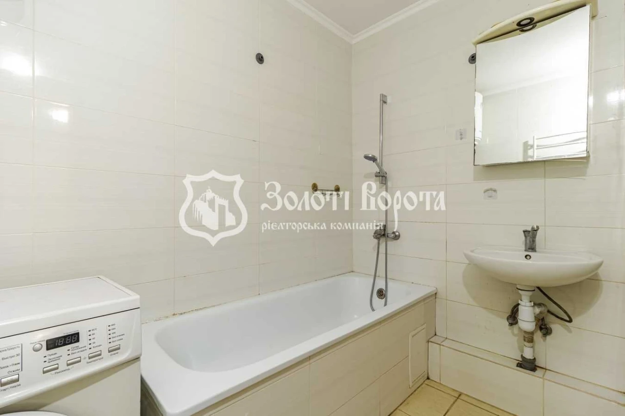 Sale of a 3-room apartment of 79.9 m², Solomiya Krushelnitskaya