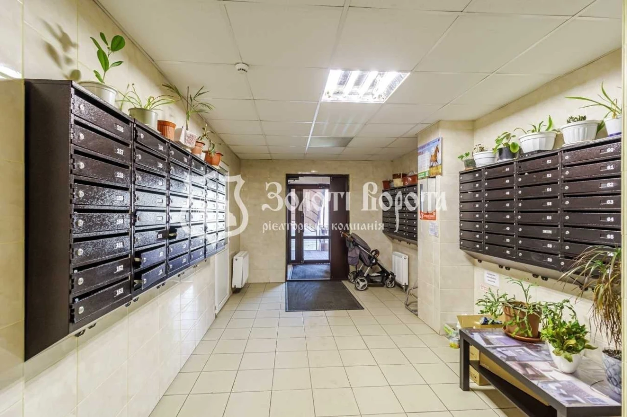 Sale of a 3-room apartment of 79.9 m², Solomiya Krushelnitskaya