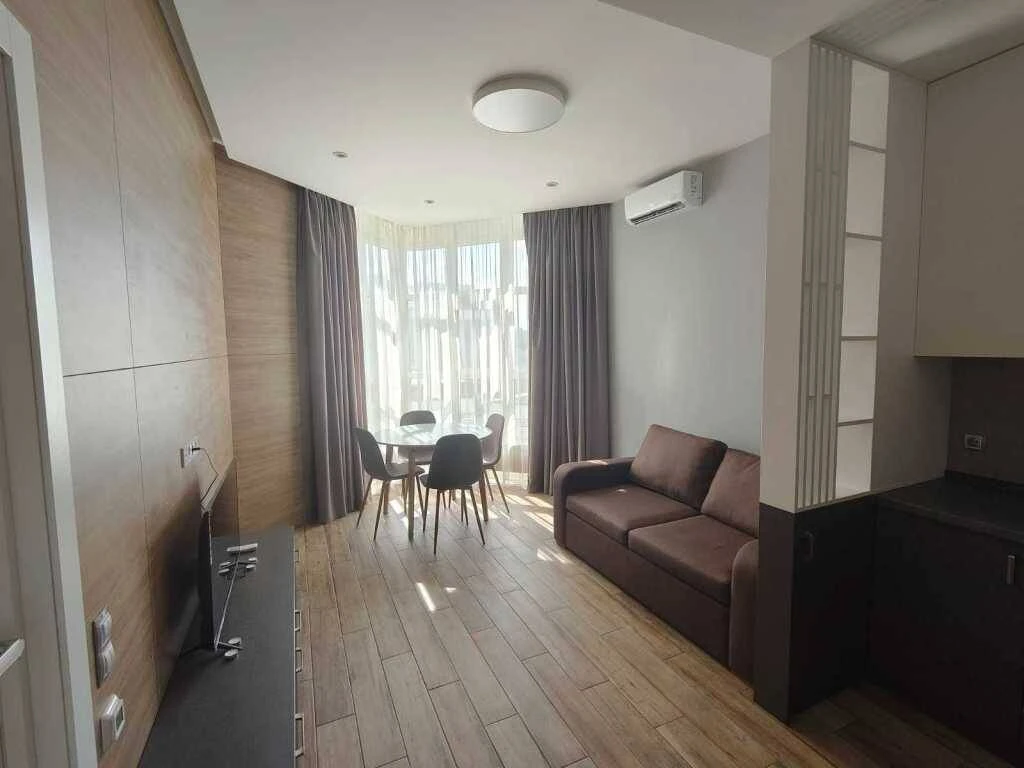 For Rent Long-Term 1-Room Apartment, Kyiv, Pecherskyi, Saperne