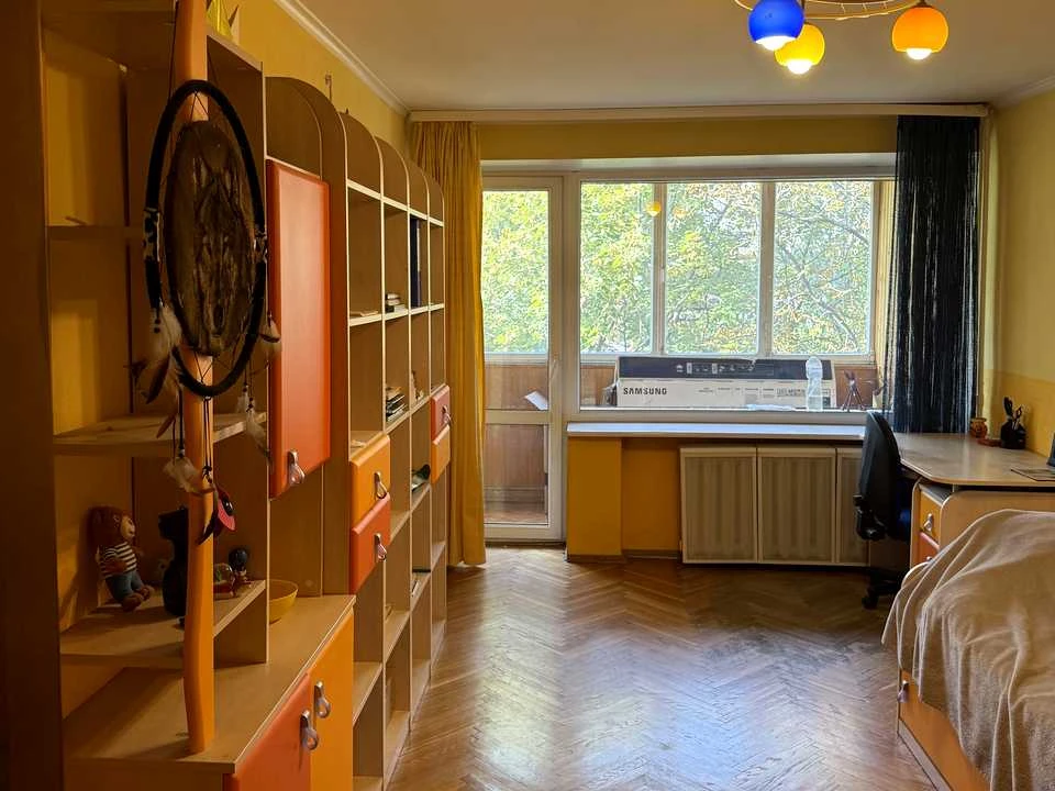 Apartment. Kyiv, Sergyi Naboki St.