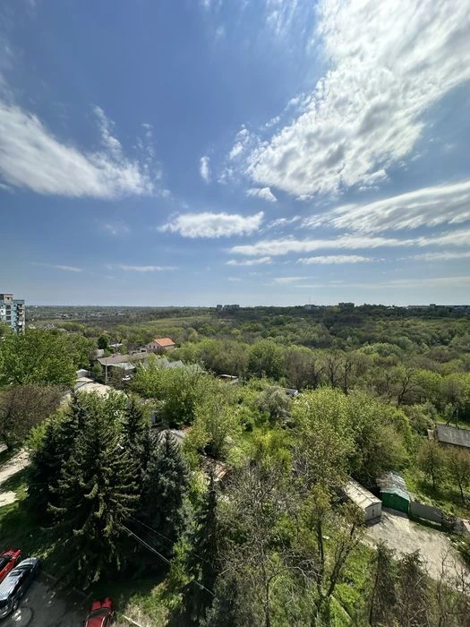 Продам 2х.квартиру на ж/м Сокол-2