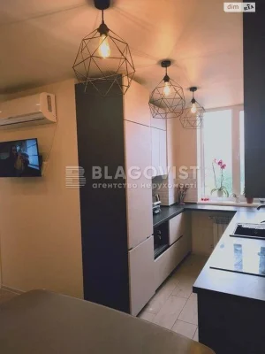 Sale of Apartment in Nivki