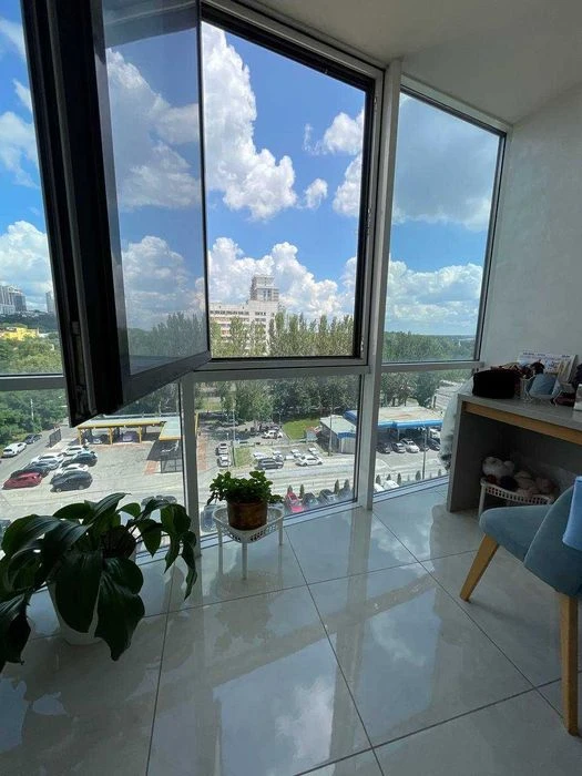 Продам квартиру Ривер Парк, автономное отопление.
