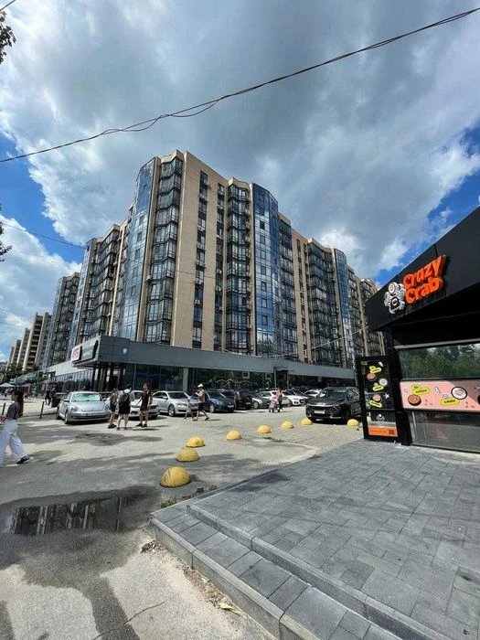 Продам квартиру Ривер Парк, автономное отопление.