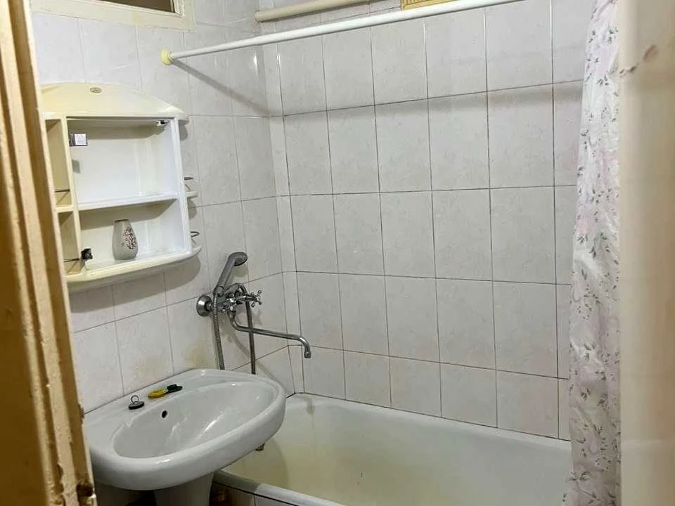 Apartment. Ivan Vykhovsky St., Kyiv