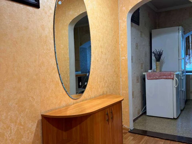 One-room apartment. Kyiv, Mriy St.