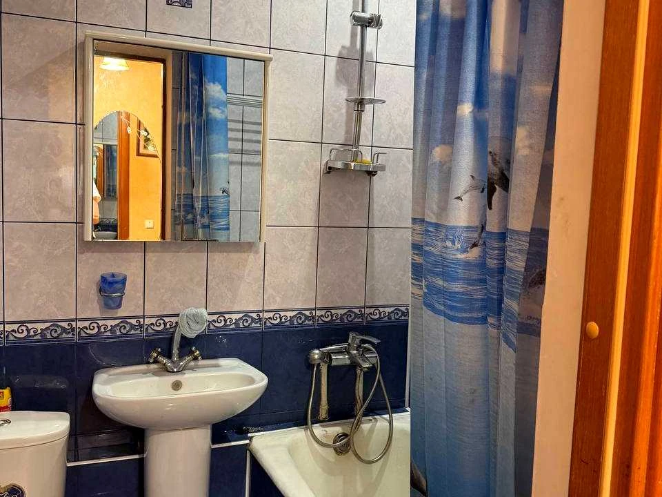 One-room apartment. Kyiv, Mriy St.