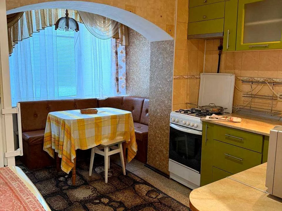 One-room apartment. Kyiv, Mriy St.